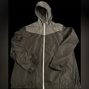 XL Windbreaker Black/Grey